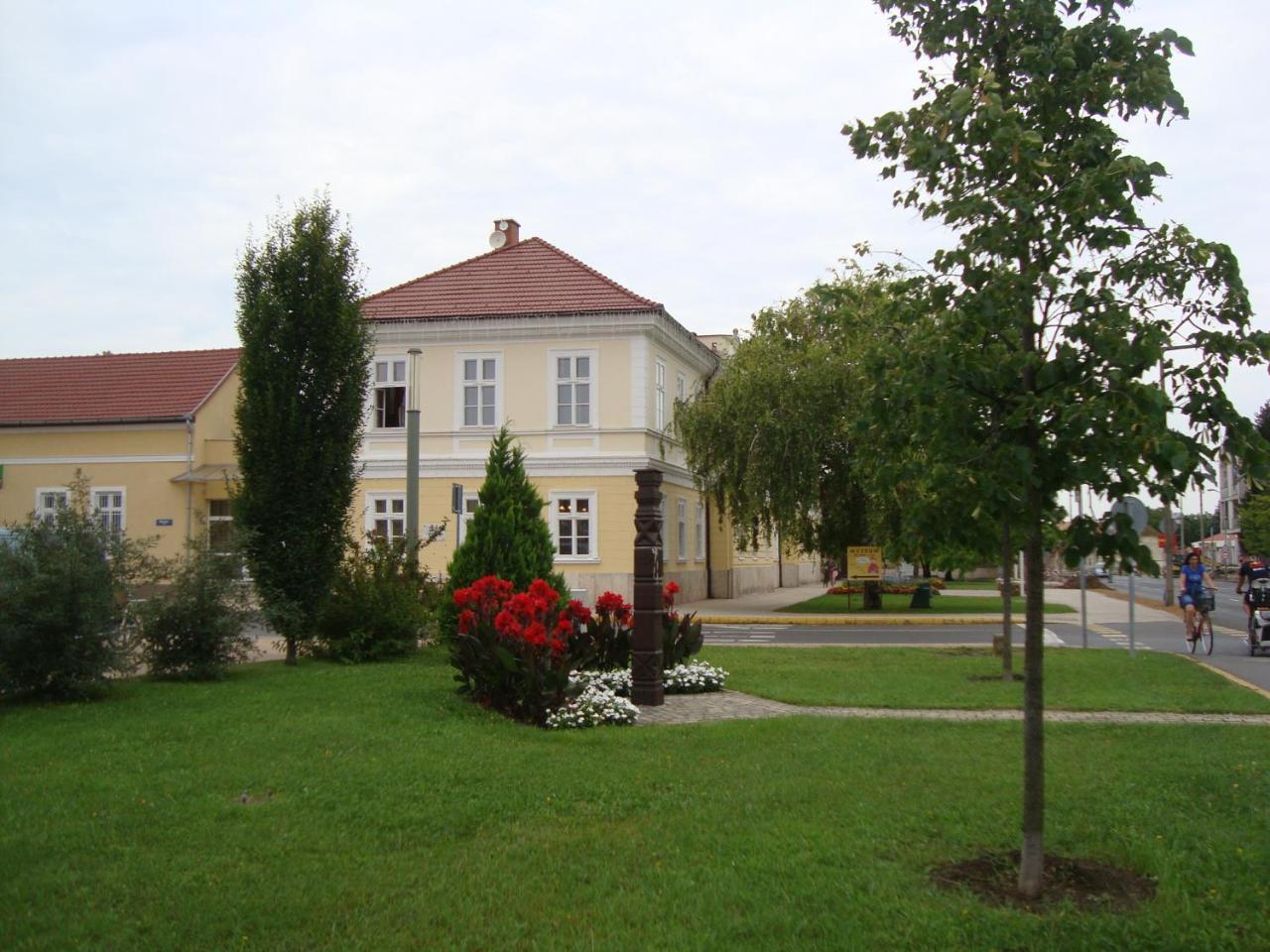 Eliza Vendégház Hajdúszoboszló Exterior foto